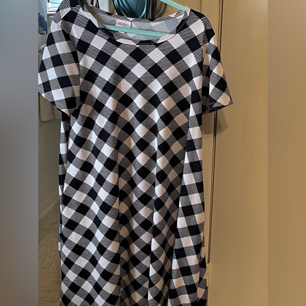 Lularoe Jessie dress with pockets size large